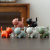 Figurines Chat Porte-Bonheur en Céramique – Style Craquelé Ge Yao – Théière Mascotte et Décoration Feng Shui